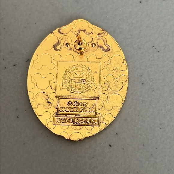 Disney Pin- Green Ariel - Picture 4 of 4